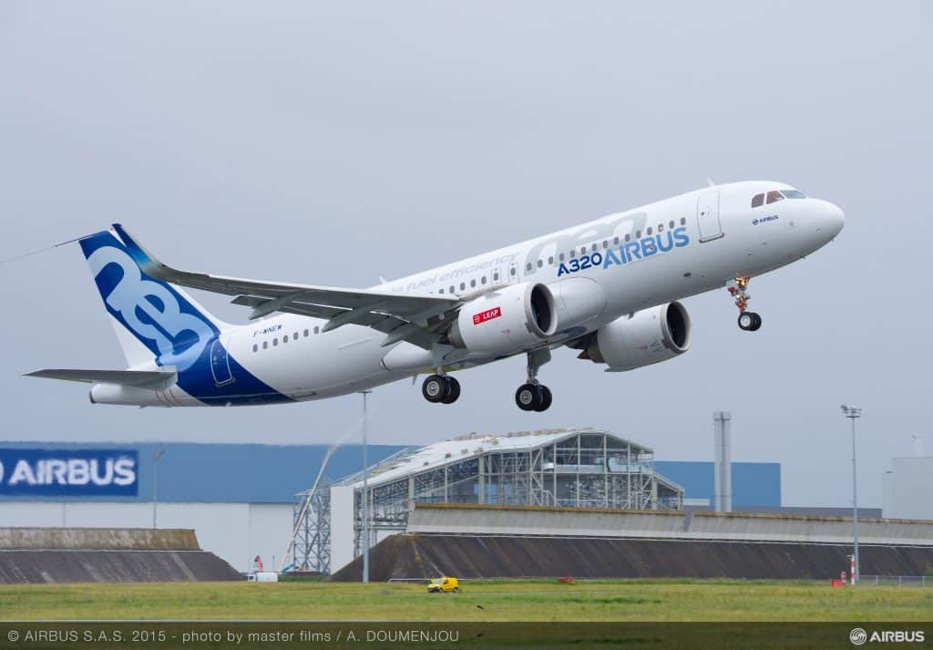 A320neo Airbus Taking Off