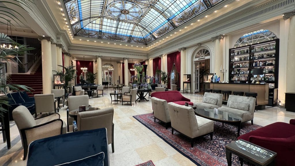 Bellevue Palace Bern Bar
