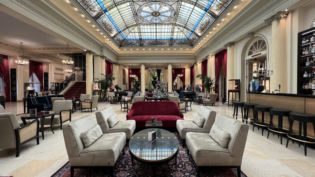 Bellevue Palace Bern Lobby