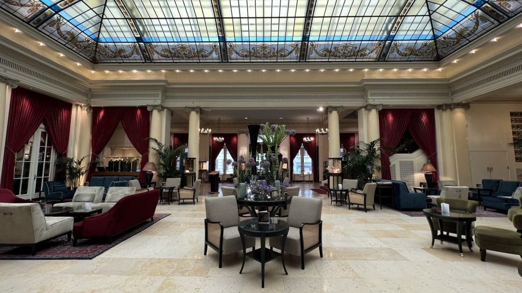 Bellevue Palace Bern Lobby 10 1024x576