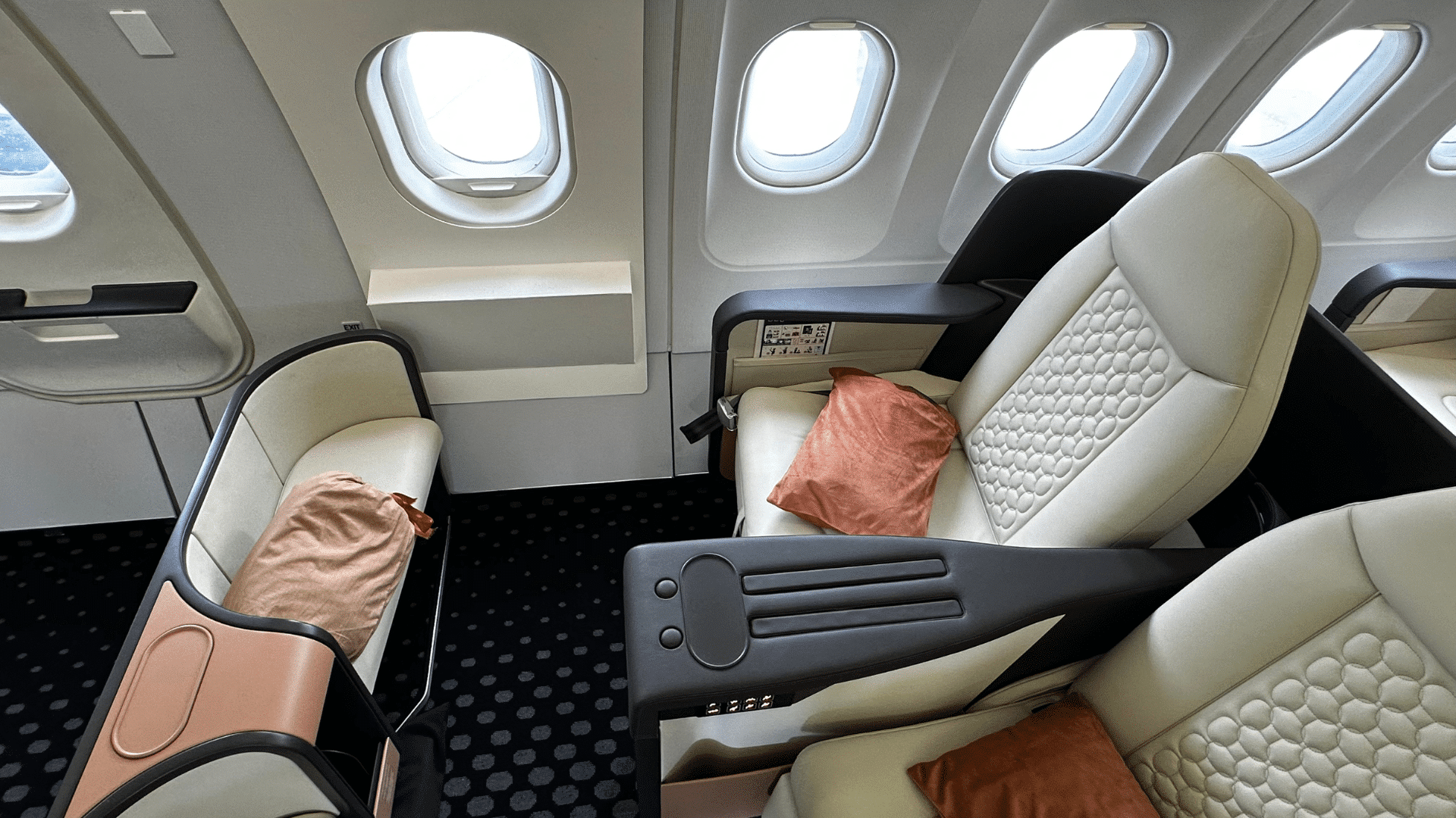 Beond A319 Sitz Ottomane