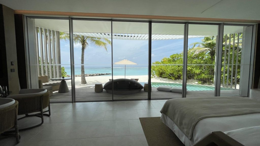 The Ritz Carlton Maldives Fari Islands Aussicht Beach Villa