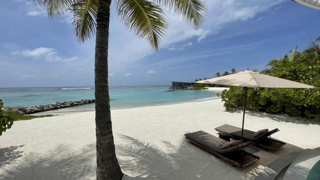 The Ritz Carlton Maldives Fari Islands Privater Strand Beach Villa
