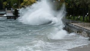 Sturm Park Hohe Wellen