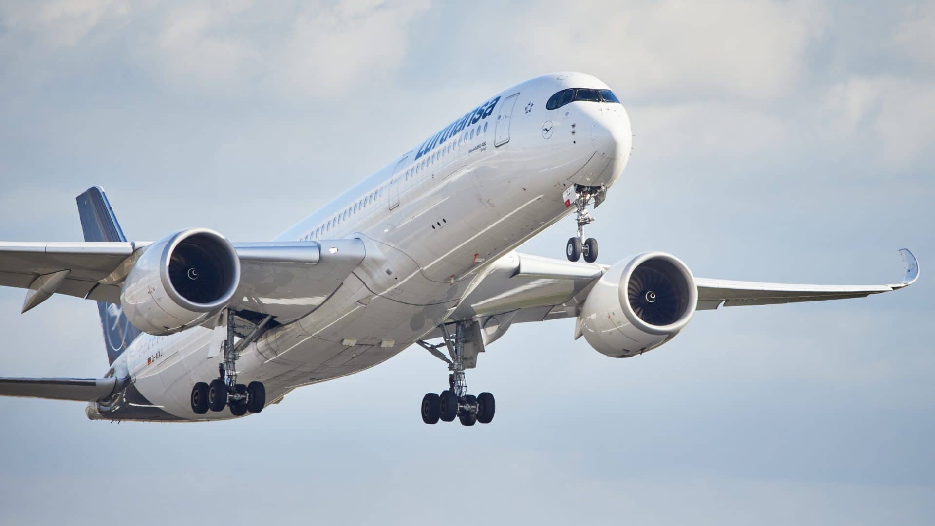 Lufthansa Airbus A350