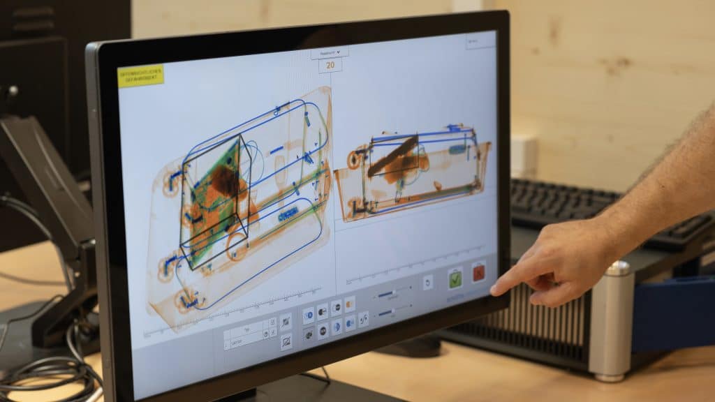 CT Scanner Flughafen Zuerich Anzeige