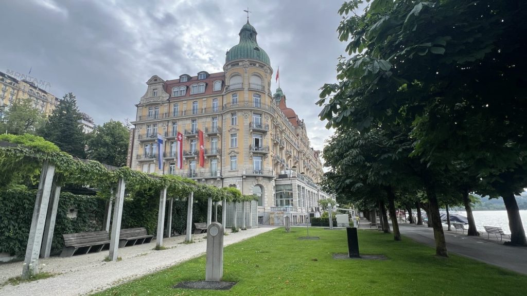 Mandarin Oriental Palace Luzern Hotel Von Aussen 3