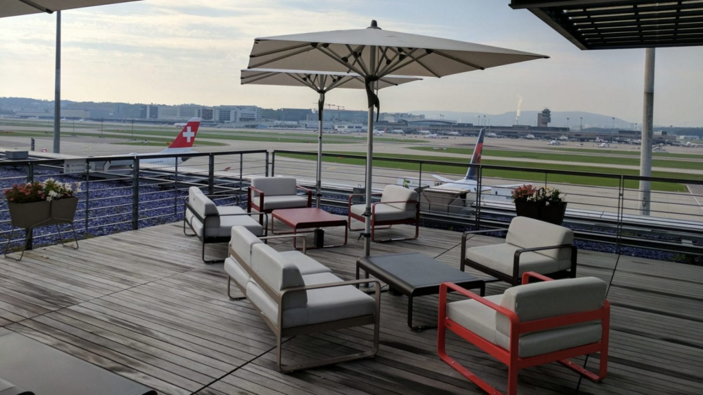 Swiss First Class Lounge Zuerich Terminal E