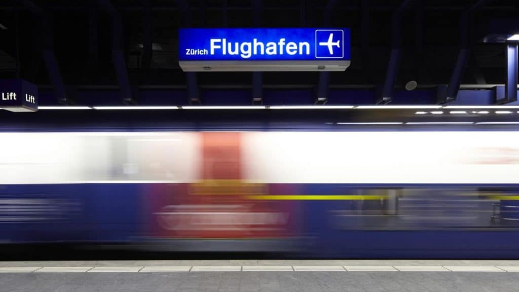 SBB Flughafen Zuerich Bahnhof