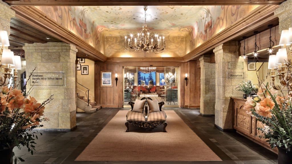 Hotel Gstaad Palace Schweiz Eingangsbereich
