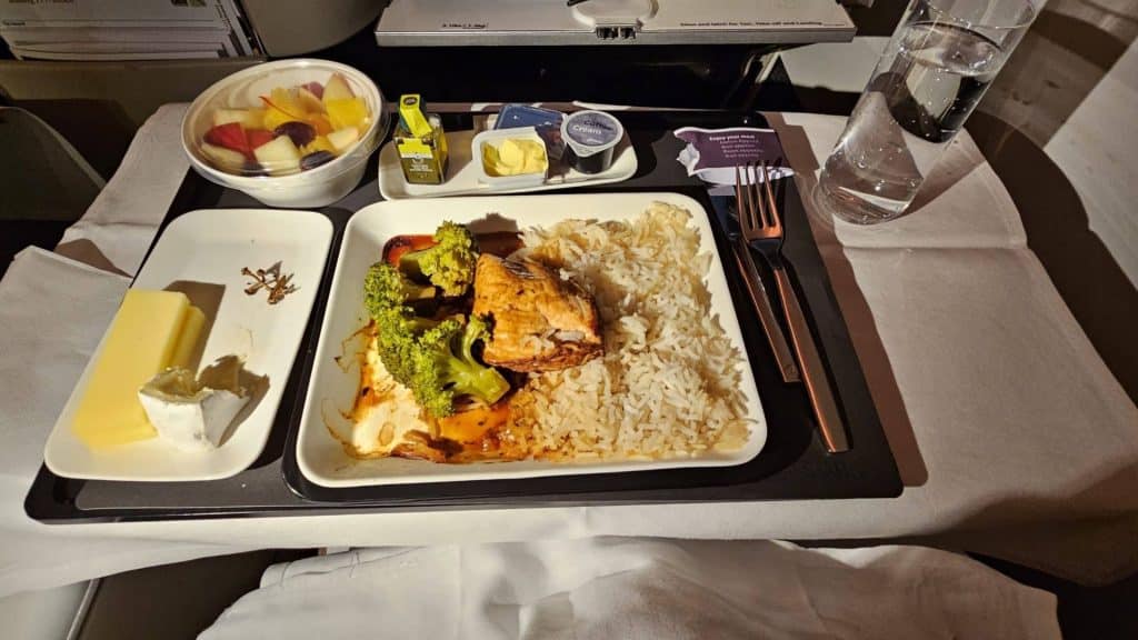 Swiss Boeing 777 300 Business Class Hauptspeise