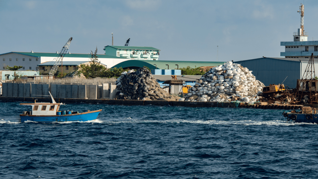 Malediven Insel Muell Deponie