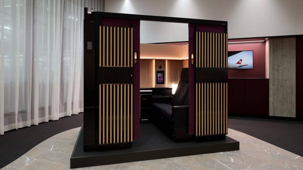 A350 SWISS First Suite Plus Mockup
