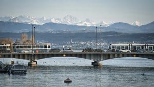 Zuerich Tram Berge SBB