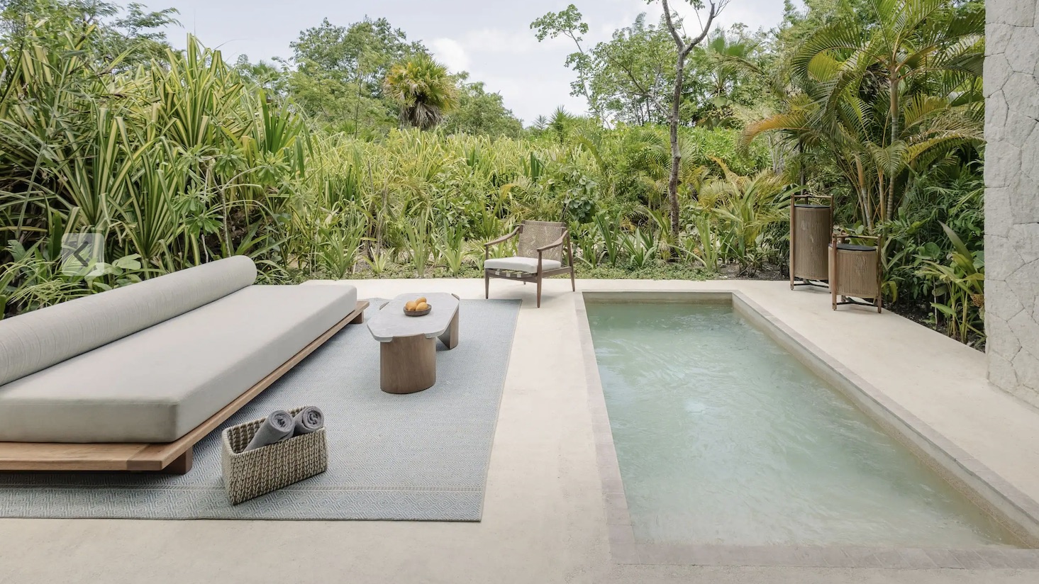 1296754E DBDD 4694 AF94 E3D6ECCB1EB2 1 201 A