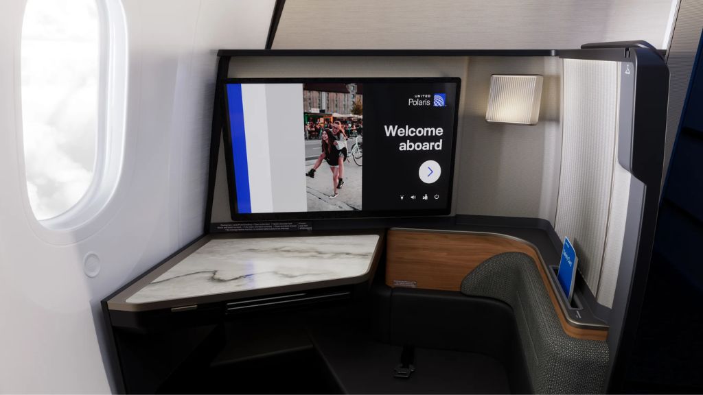 United Business Class Studio Suite