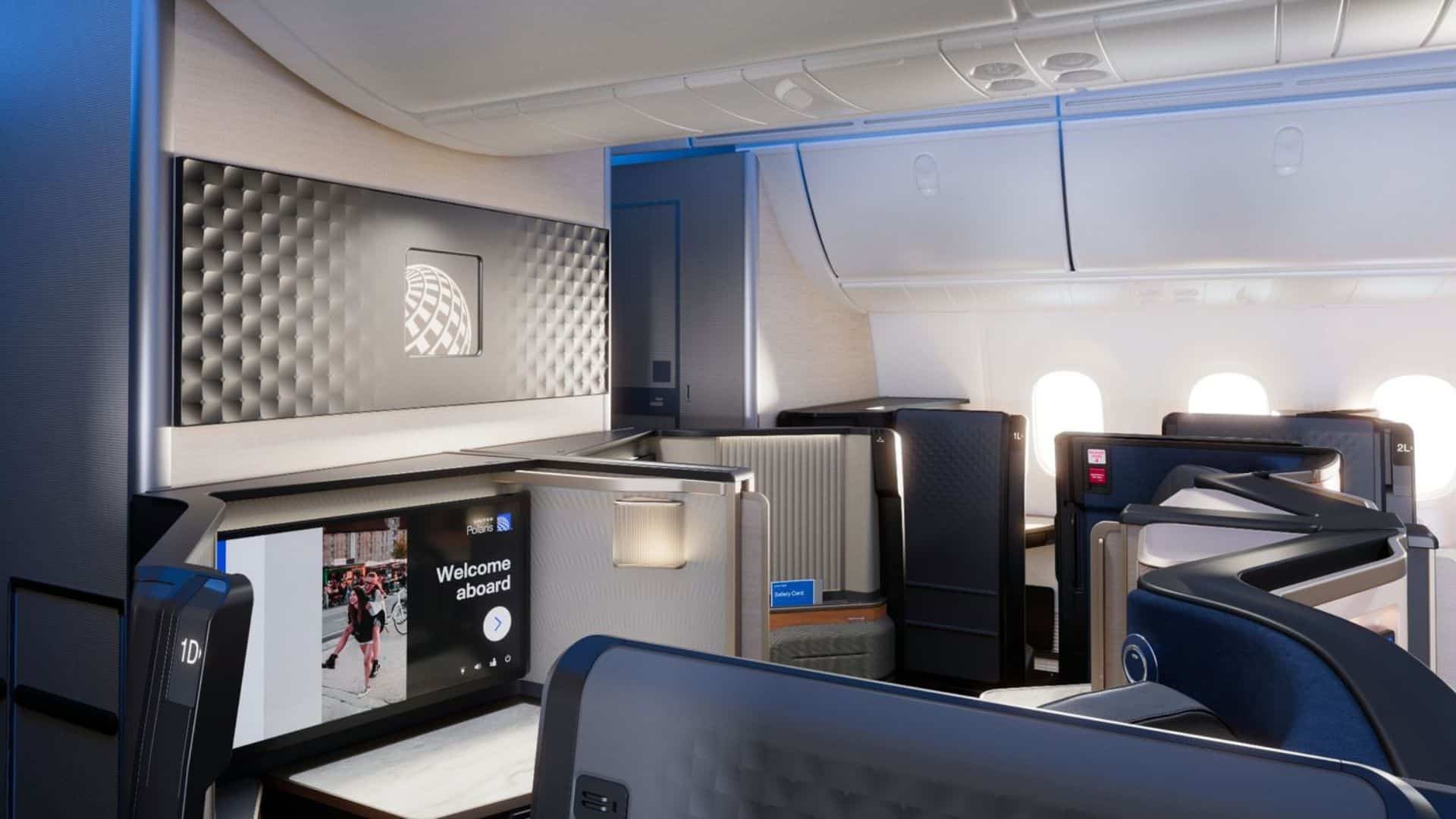 Polaris Business Class United Cropped