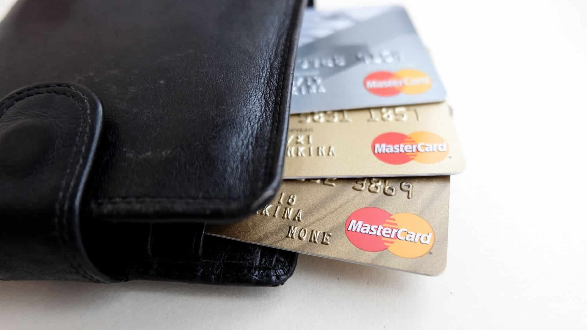 Mastercard Kreditkarten im Portemonnaie